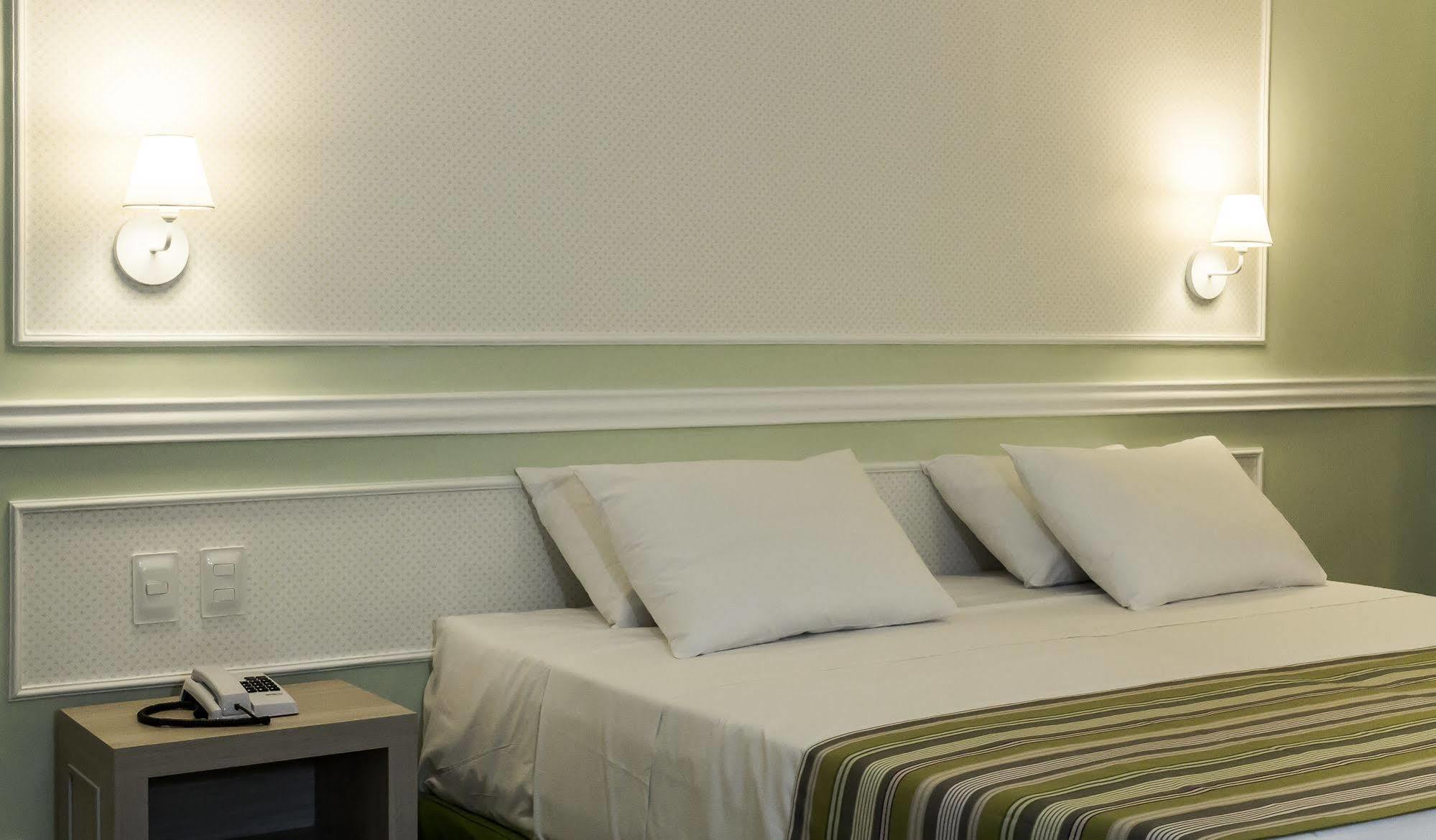 Hotel Saint Louis Pampulha Belo Horizonte Bagian luar foto