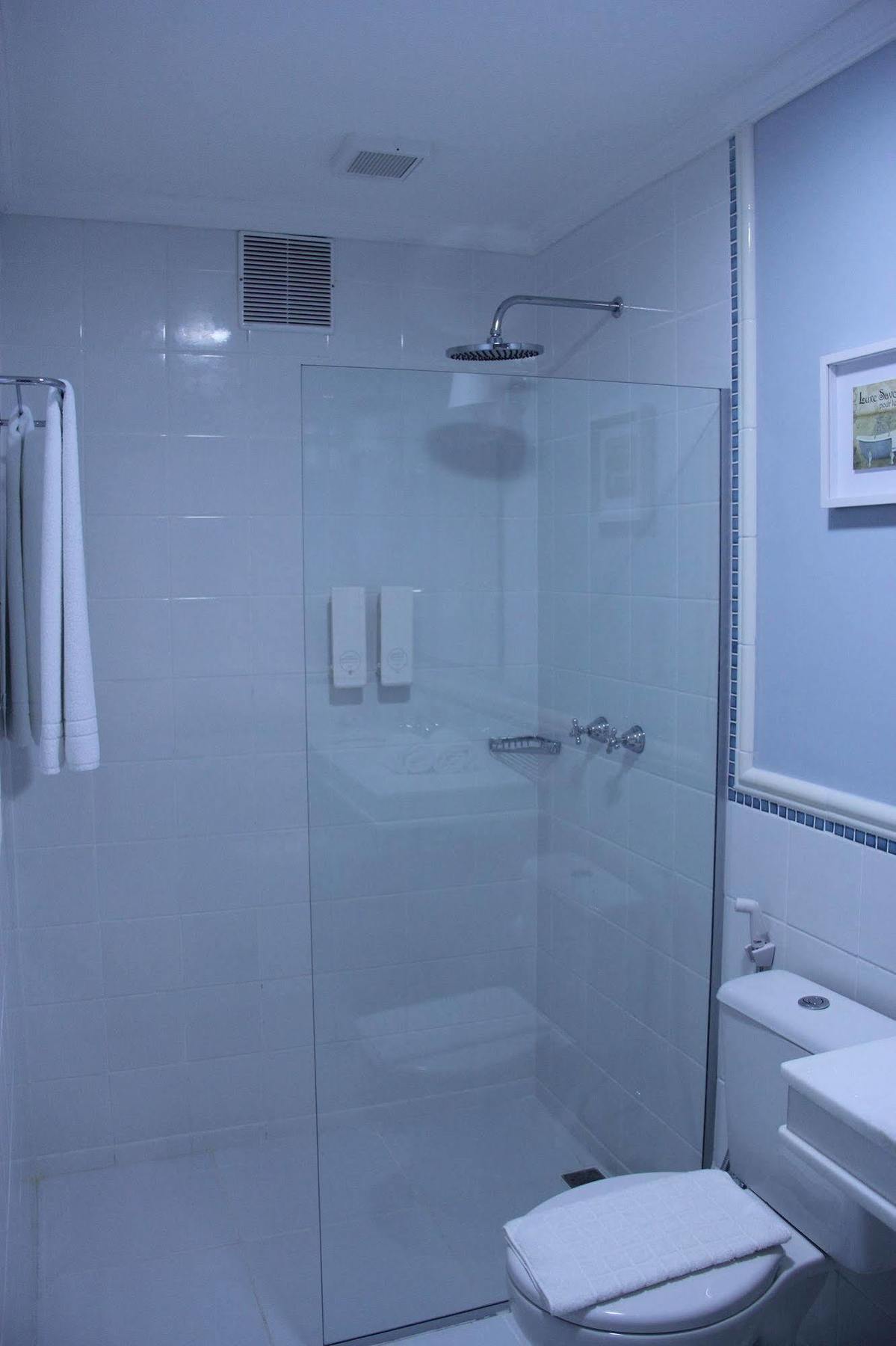 Hotel Saint Louis Pampulha Belo Horizonte Bagian luar foto