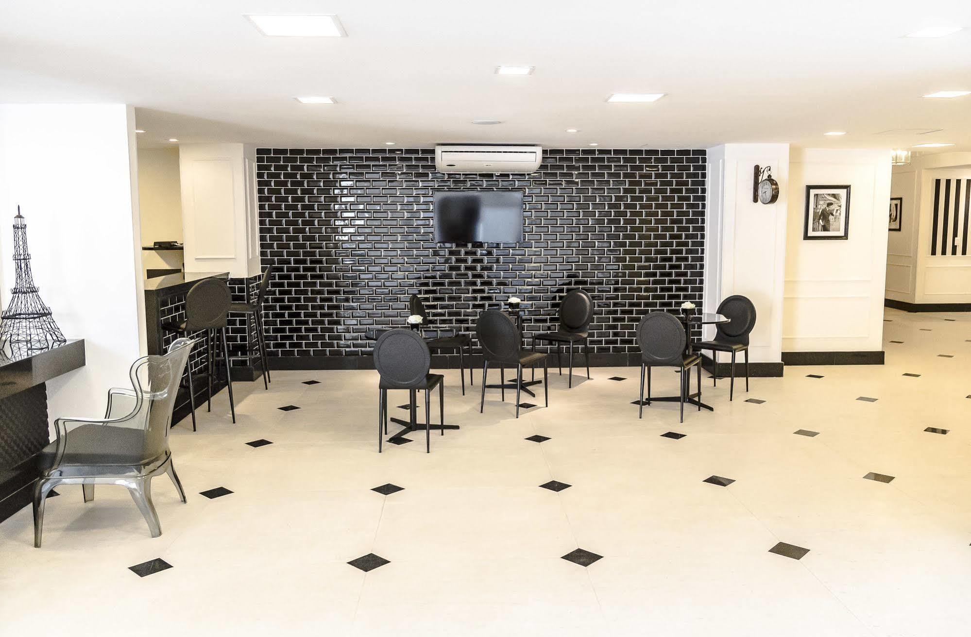 Hotel Saint Louis Pampulha Belo Horizonte Bagian luar foto